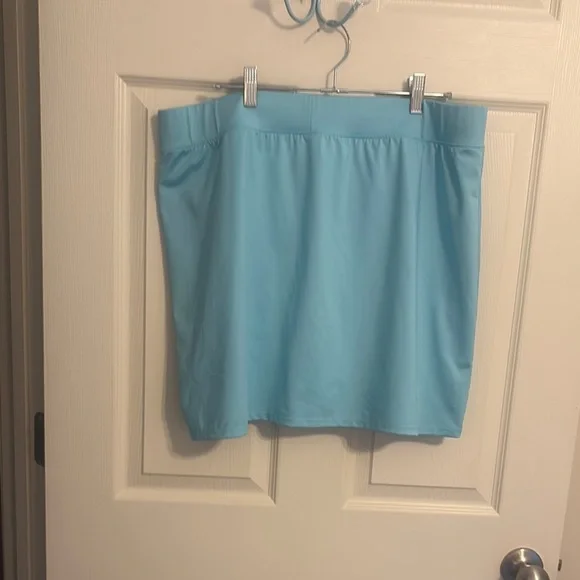 Crown & Ivy Sky Blue Skort - Picture 4 of 4